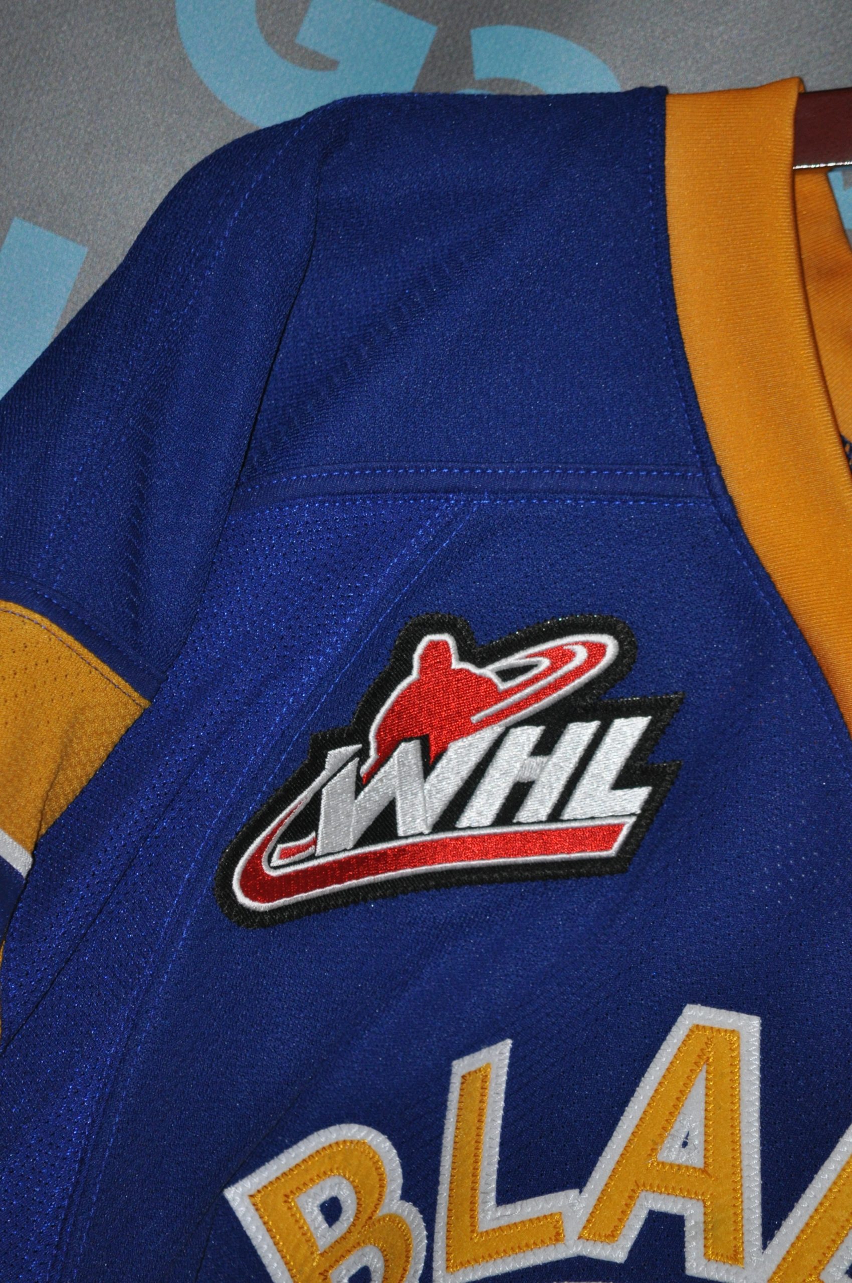 201819 WHL Saskatoon Blades 17 Eric Florchuk Game Worn jersey. CCM