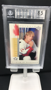 1996-97 Upper Deck #370 Joe Thornton Rookie Hockey Card.  Beckett Graded 8.5.  #0004040424  Great card for the 1st ballot future hall Of Fame player.